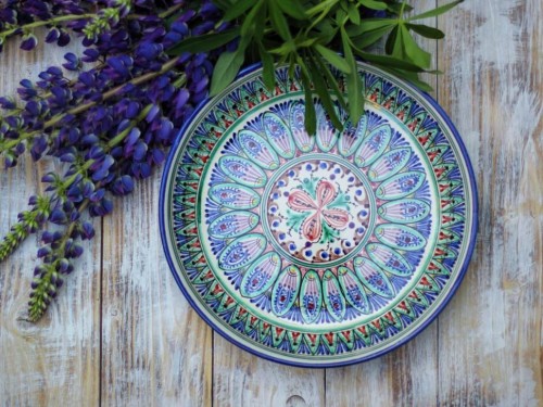 Тарелка керамическая (разноцветная)