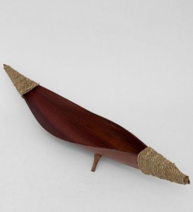  Тарелка "Лодка аборигенов" (кокос, о. Бали)