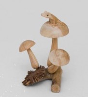 Статуэтка "Ящерица на грибе"